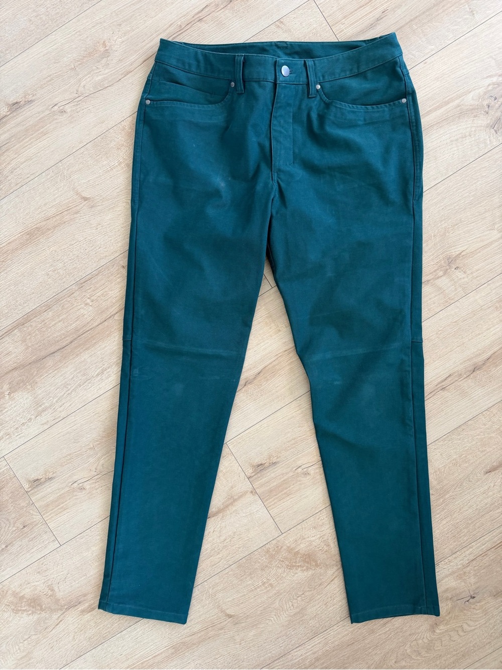 Lululemon ABC Slim-Fit 5-Pocket Pant in Utilitech Green Jasper